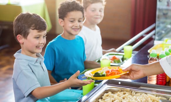 Students in a school lunch line